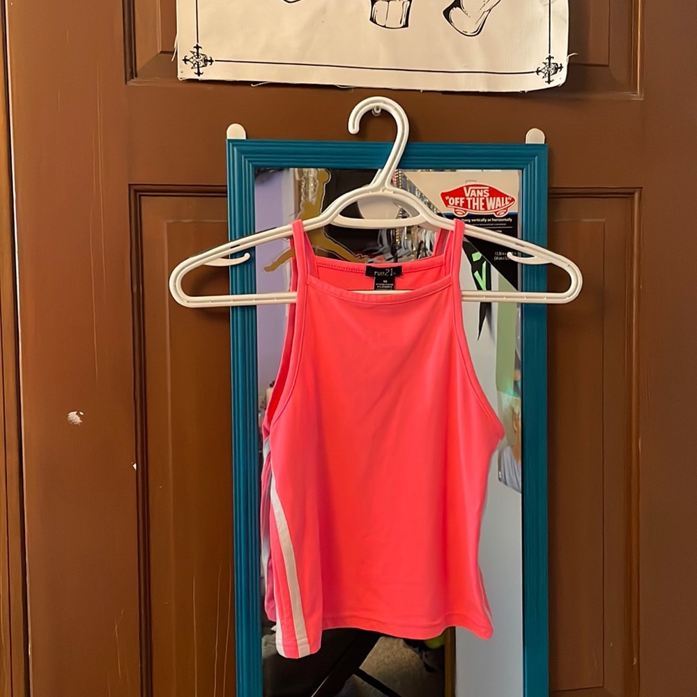 Pink and white crop tank